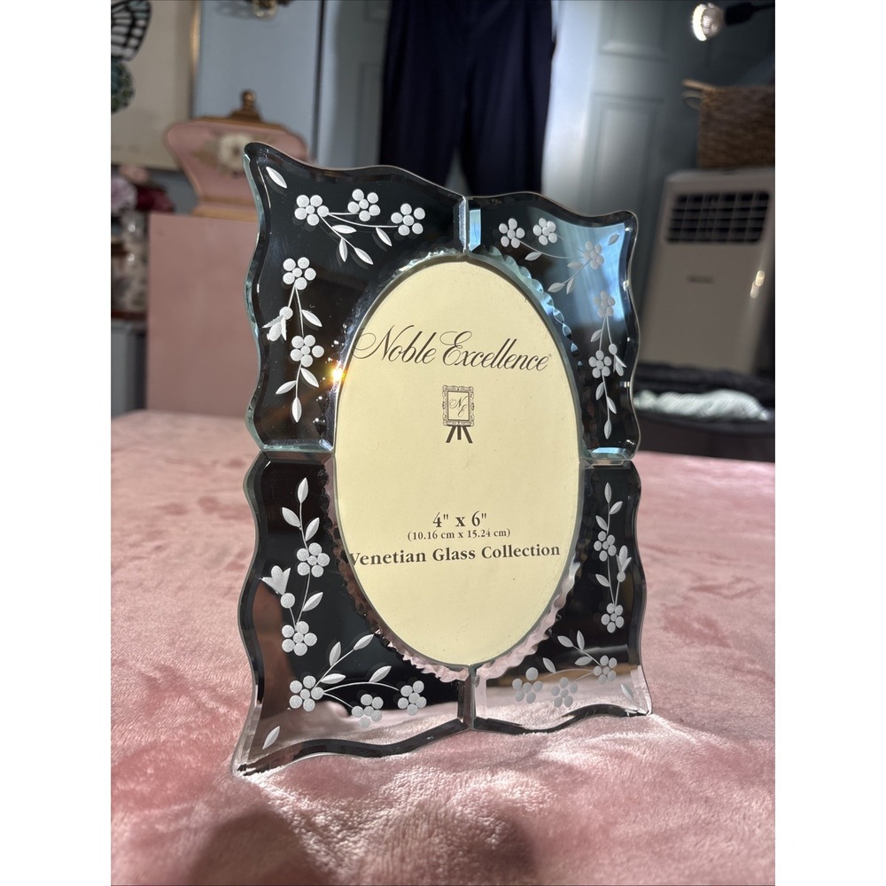 Venetian Glass Picture Frame Engraved and Beveled by Noble Excellence. 4x6